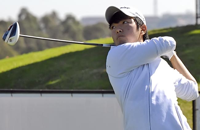 Kitahara: melhor brasileiro da estreia, em dia de hole-in-one e dez jogadores quebrando o par, apesar do lay melhorado no campo todo