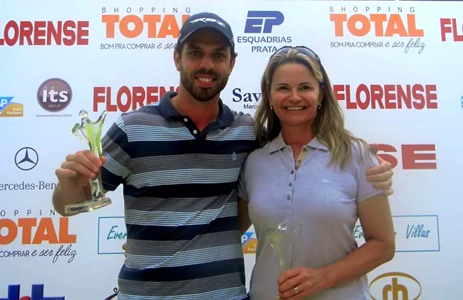 Paulo Davis e Lúcia Reinert: abrindo temporada de golfe de 2013 com vitória em Xangri-lá