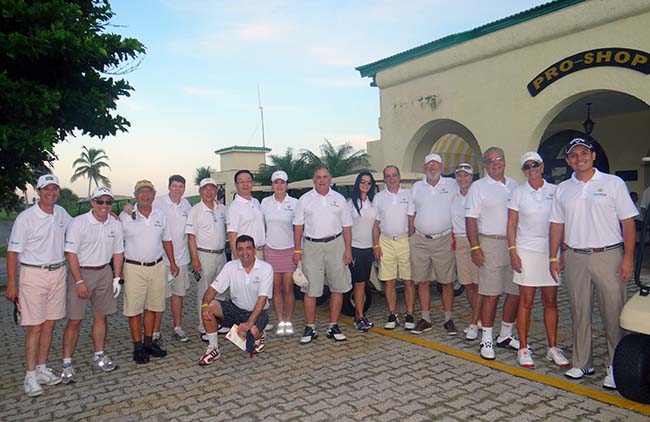 Brasileiros em Cuba: jogando no campo de golfe da família Dupont, expropriado durante a Revolução