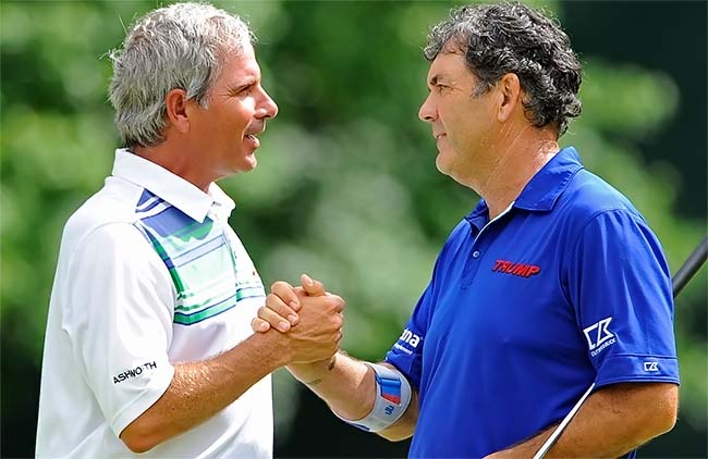 Couples comprimenta Frost: capitão da Presidents Cup perdeu por duas para sul-africano