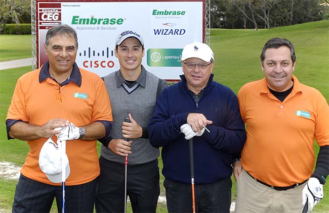 Equipe campeã da etapa do circuito de golfe: Milton Pascowitch, Marcelo Muritiba, Carlos Levorin e Mauricio Blanco