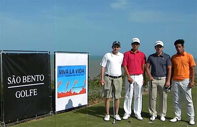 Pelotão de sábado, no golfe de Trancoso: Pepê, Balestrin, Conrado e Tsukazan