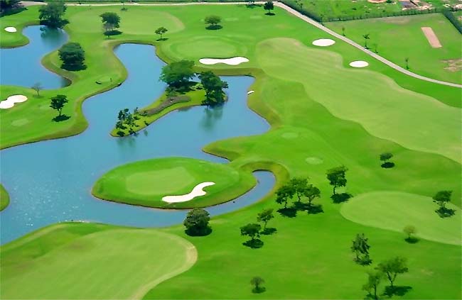 Vista aérea do Broa Golf Resort: considerado por muito o melhor campo de nove buracos do Brasil