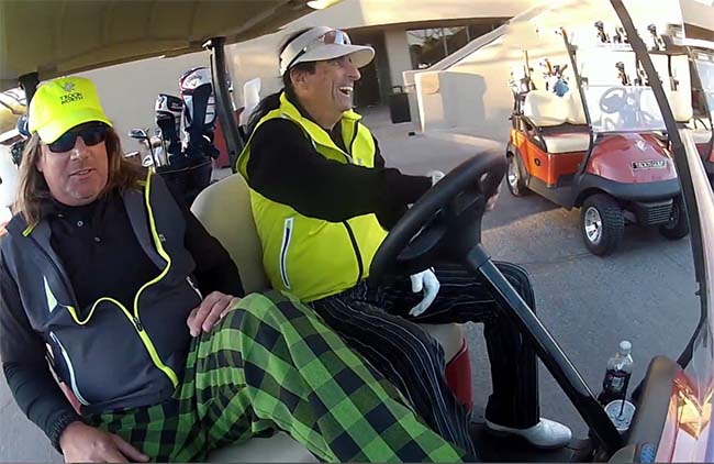 Alice Cooper: trocando o vício do álcool pelo do golfe para levar vida sadia aos 66 anos após muitos anos de loucura