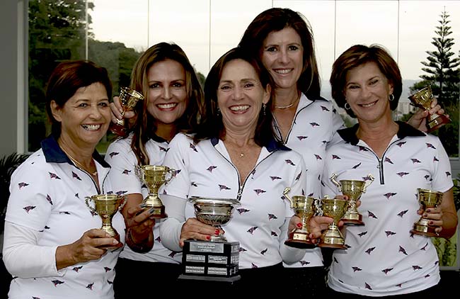 Clube de Campo comemora título: Olga Joziger, Walkiria Thrane, Renata Lara Campos, Lili Ramenzoni e Barata