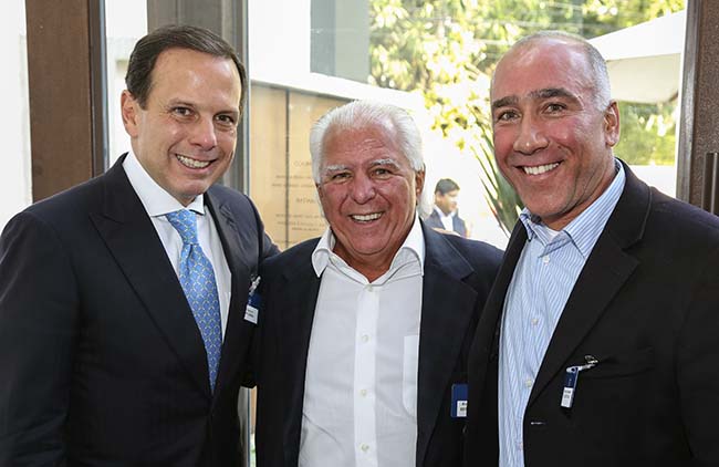 João Dória Jr. Presidente do LIDE; Álvaro Almeida, curador do LIDE Golf Academy; e Marcelo Fernandes, do Clos de Tapas