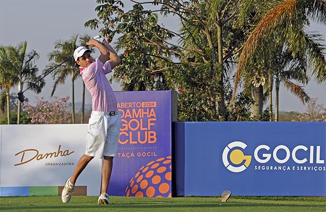 Heitor: revelação da casa lidera Aberto do Damha, que termina neste sábado, com muito golfe e festa para todos