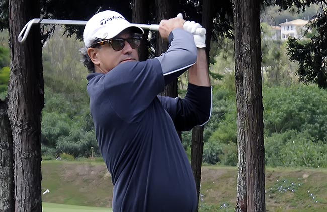 Marcelo Bandeira de Mello e Diogo Ribeiro da Luz lideram a etapa final, em Cotia