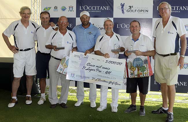 Reinold Geiger, Bruno Tariant, Marcio Galvao, Marcos Silva, Paulo Pacheco e Nelson Torres e Carlo Lovatelli na premiação dos campeões do Pro-Am do L`Occitane Golf Open do Terravista Golfe e Música