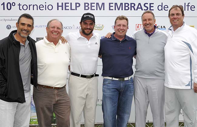 Marcos Pasquim, Luiz Cabernite, Rodrigo Lombardi, Paulo Cabernite, Wagner Martins e Sergio Cabernite: golfe e solidariedade