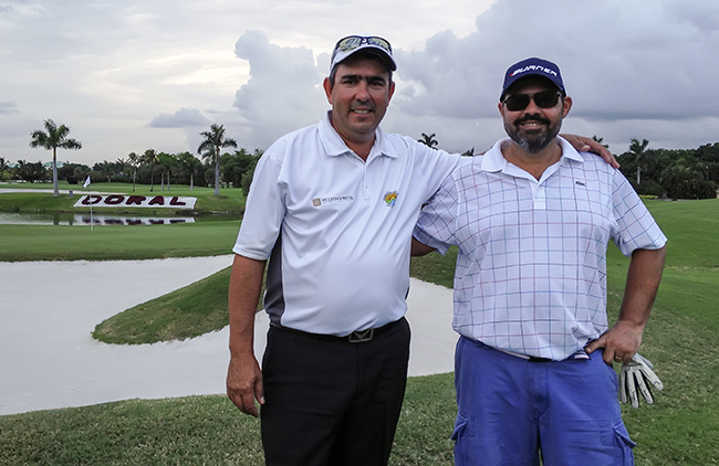 Menezes e Schmuziger, no Doral: amigo como caddie em três etapas do circuito dos veteranos do PGA Tour