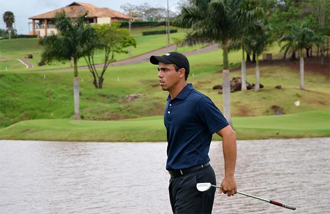 Pablo: segundo título consecutivo para disparar na liderança do Mini Tour Profissional de Golfe