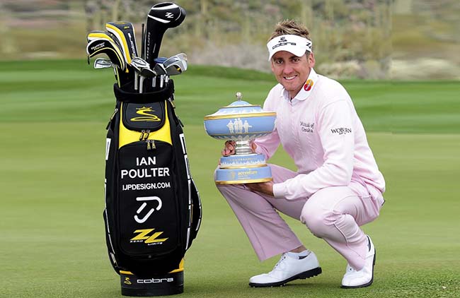 Poulter, com bolsa e tacos cobra e logo de sua empresa de material de golfe na bolsa: mudança em breve