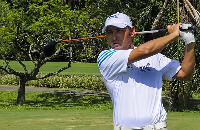 Ronaldo vence de ponta a ponta no Aberto de golfe do Arujá; terceiro titulo consecutivo de jogadores da equipe YKP/Azeite 1492 de golfe