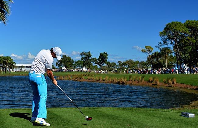 McIlroy: três voltas abaixo de 70 para liderar  de ponta aponta o torneio de golfe da Honda