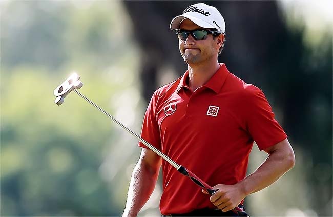 Scott: entrando em campo para defender o posto de número 1 do ranking mundial de golfe