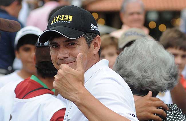 Adilson: marcando pontos para o ranking mundial de golfe pela primeira vez em 2014