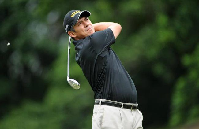 Adilson: tropeço no segundo dia para ser cortado em seu quarto torneio de golfe da temporada