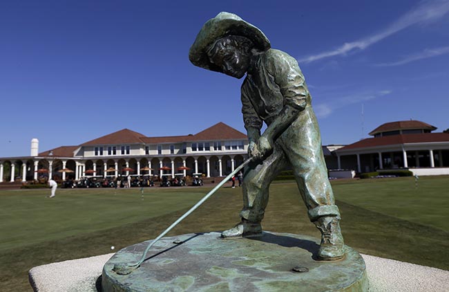 Estátua do Putterboy, em Pinehurst, símbolo do campo de golfe que recebe o US Open pela terceira vez