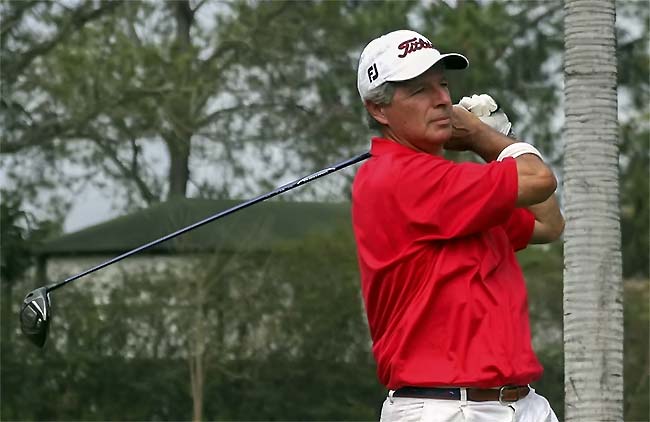 Gomez joga abaixo do par para liderar maior torneio de golfe do estado de São Paulo