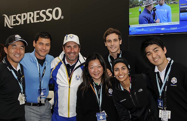 Nishikawa, Hitoshi, Olazábal, Fy Shibuya, Lewis, Lovelady e Tiago Ebisui na sala VIP Nespresso em Gleneagles. Foto: Ricardo Fonseca