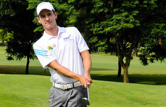 Daniel Stpaff: paranaense da equipe YKP/Azeite 1492 de golfe é o número 1 do ranking profissional de 2014