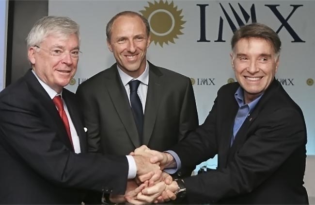 Michael Dolan, presidente e CEO da IMG Worldwide, Alan Adler, CEO da IMX, e Eike Batista, no lancamento da empresa, em 2011