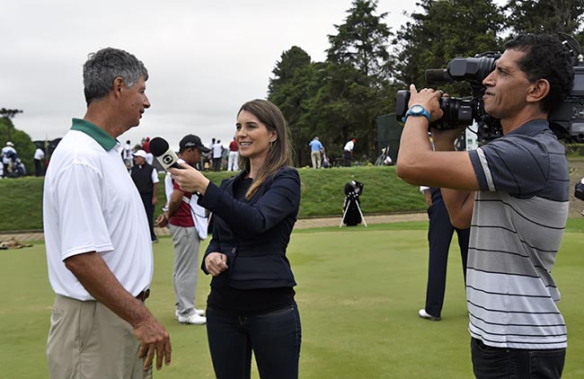 Repórter entrevista Gomez para o Globo Esporte: Sul-Americano Sênior é destaque na televisão