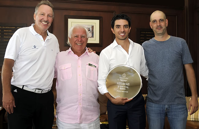 Wagner Martins, presidente da Embrase; Alvaro Almeida; Felipe Almeida, bicampeão da Grama; e Pedro Martins, capitão do clube