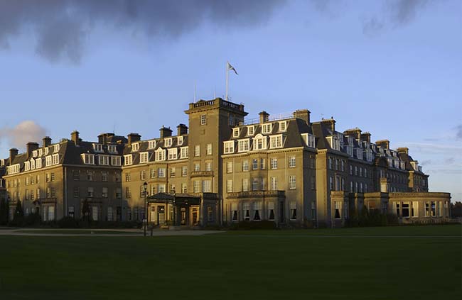 Gleneagles: hotel com 232 quartos e quatro campos de golfe à venda