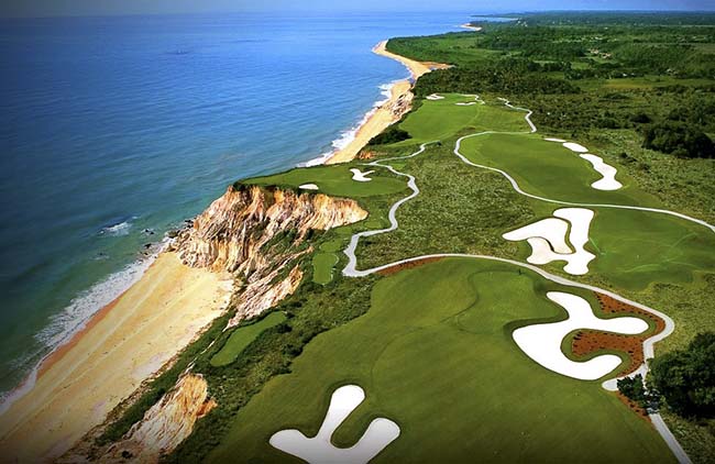 Vista aérea do Terravista: precisa de mais algum motivo para jogar golfe em Trancoso, na Bahia?