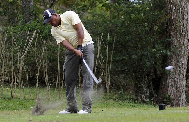    Dantas: jogando abaixo do par para vencer seletiva para o Torneio de Golfe da Casa da Paz