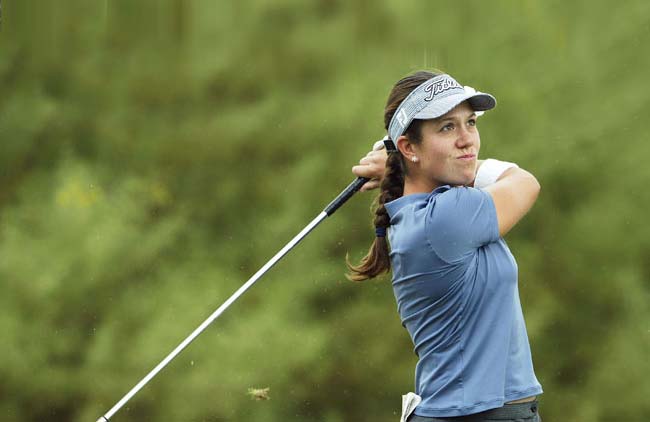    Isabelle é a primeira profissional a ser membro regular de um circuito masculino de golfe