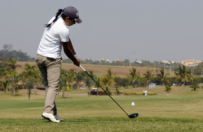    Nathalie Silva: terceira no individual e campeã por equipes no golfe universitário americano