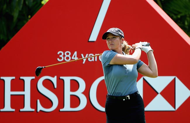    Kerr: liderando major do golfe feminino com duas abaixo do par em seis buracos, antes do temporal