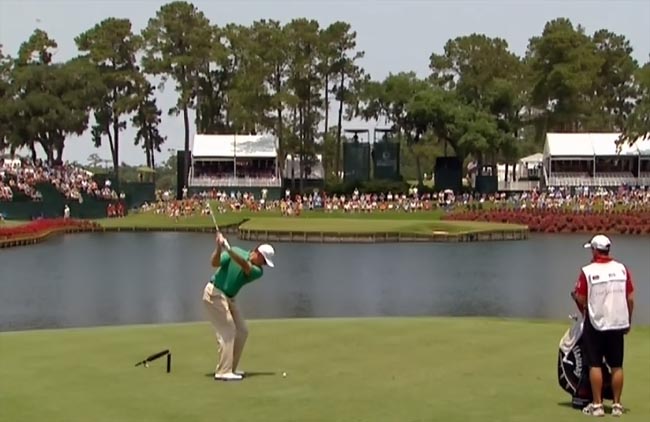    Ernie Els no buraco de 17 de Sawgrass: golfe de alto risco no The Players Championship