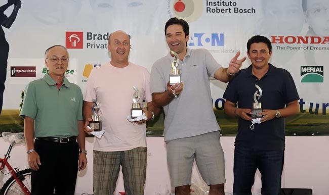    Adere: mais uma vitória no torneio de golfe onde todos ganham com o apoio ao trabalho social 