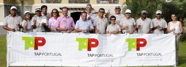 Todos os golfistas premiados no torneio