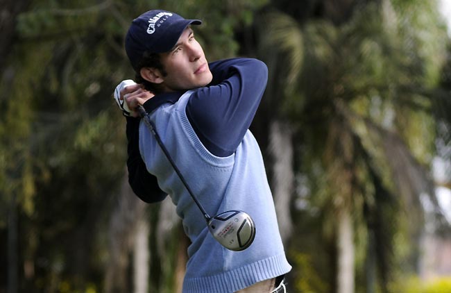 Thomas Nelz defendo o título do Aberto de Golfe de Gramado contra os melhores jogadores do estado