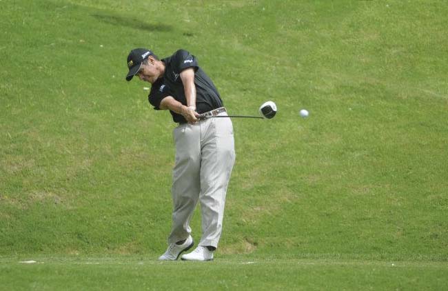   Adilson: recuperação na hora certa para passar mais um corte no golfe sul-africano