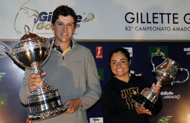 Becker e Nathalie: conquistando o campeonato brasileiro de golfe na V Gillette Golf Cup, no Clube de Campo