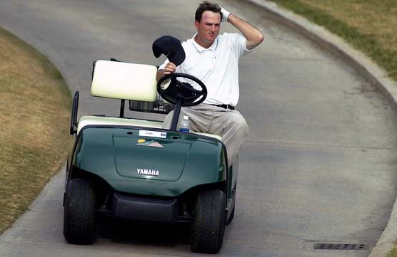 Martin: voltando a jogar no Olympíc usando um cart para se locomover no campo de golfe