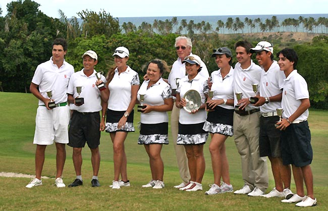 Equipes paulistas campeãs do Interfederações de golfe, na Bahia, em 2011: em busca do bicampeonato