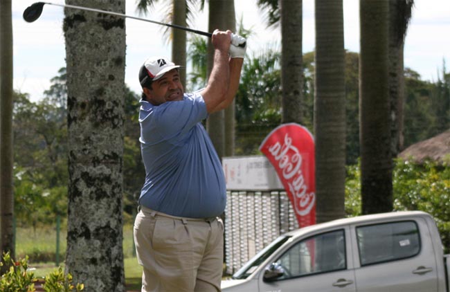 Renato Araújo, do Terras: uma tacada de vantagem sobre Renoto Sond, no Aberto de Golfe do Lago Azul