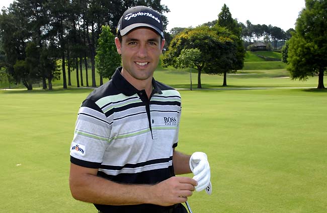    Rocha: ganhando a companhia de Mechereffe esta semana, em momento histórico do golfe brasileiro