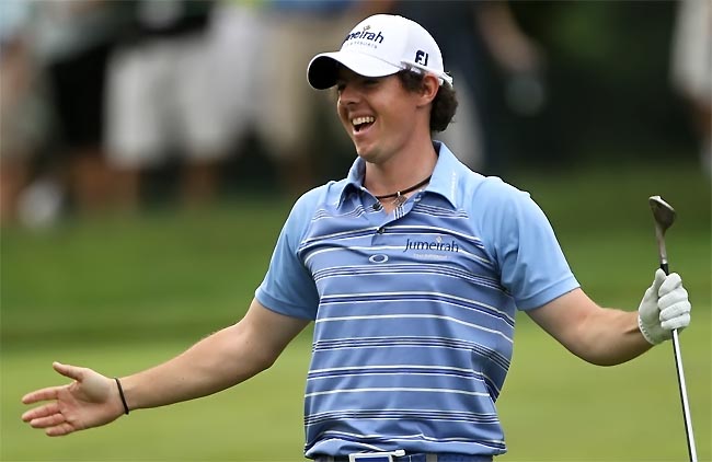 Rory: mais uma vez jogando ao lado de Tiger e de uma turba de idiotas gritando 