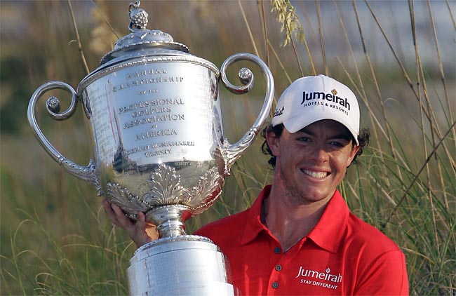 Rory, aos 23 anos: barba, cabelo e bigode numa temporada de golfe inesquecível