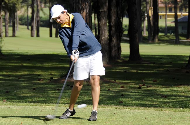 Nathalie Silva: lider isolada na rodada final da decisão do título de golfe da NAIA