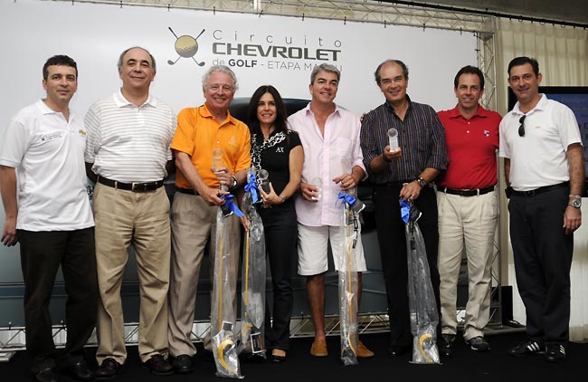 Campeões da etapa Malibu do Circuito Chevrolet de Golf: evento foi um sucesso