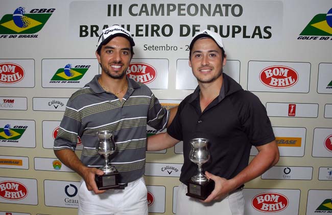 Felipe Almeida e Marcelo Muritiba: golfistas da casa tem vitória tranquila no Brasileiro de Duplas